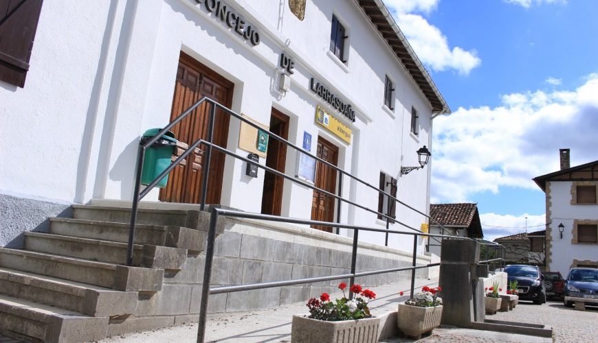Entrada del Albergue municipal de Larrasoaña